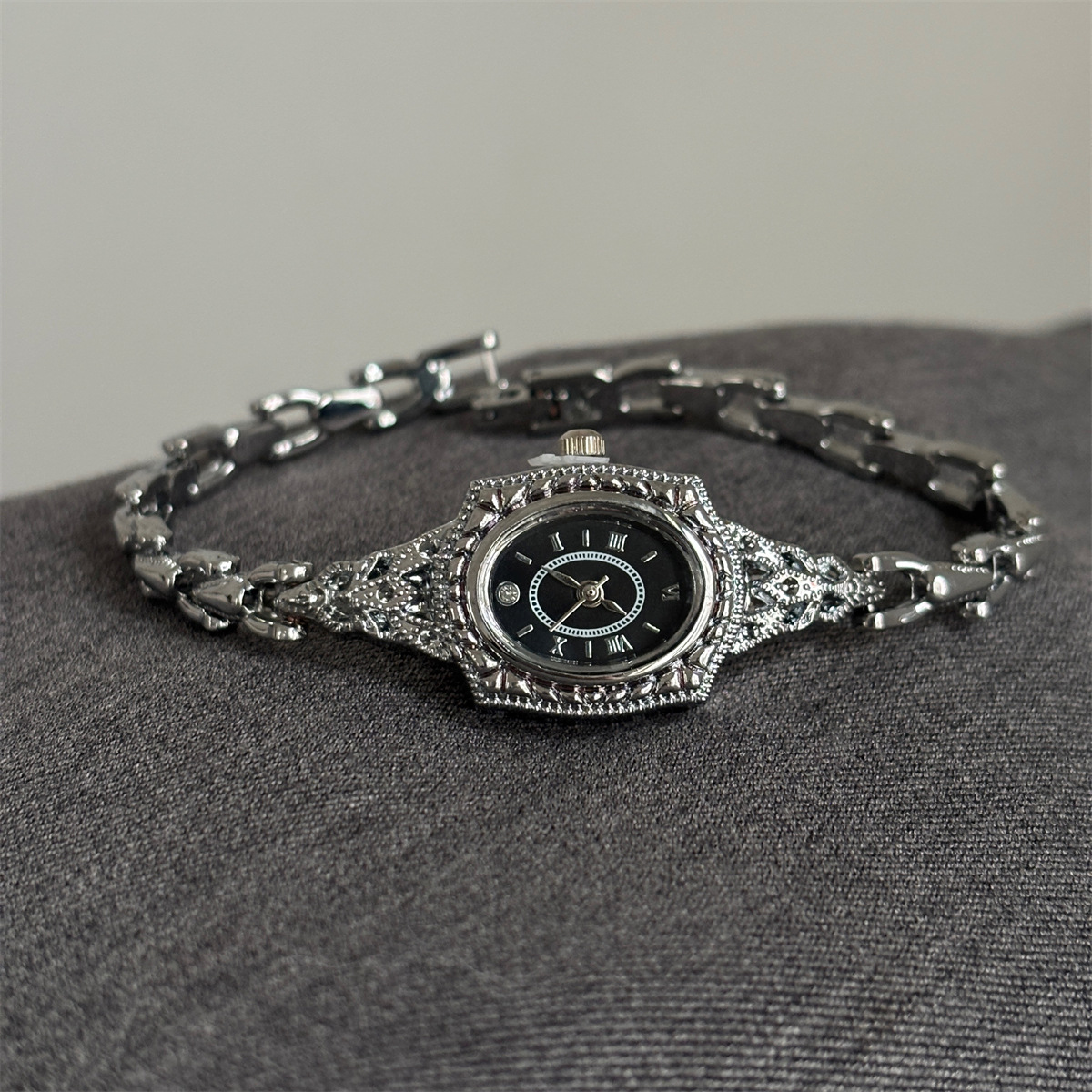 Vintage Niche Diamond Inlaid R - Luxury Watch Grade review and price